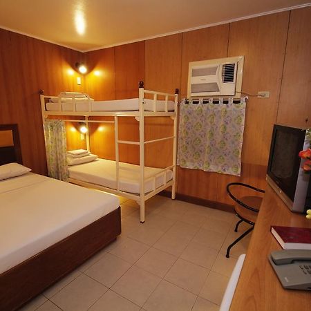 Kabayan Hotel Cubao Quezon City Room photo